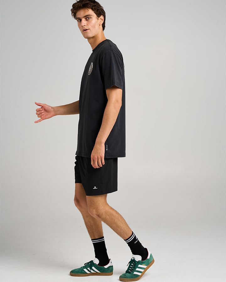 The Mad Hueys HUEYS SHIP WHEEL | SS TEE