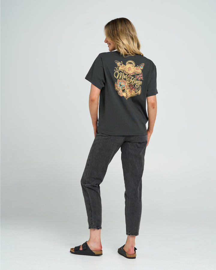 THE MAD HUEYS BUTTERFLY ANCHOR | WOMENS SS TEE