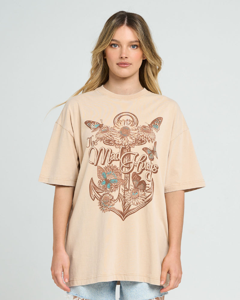 THE MAD HUEYS BUTTERFLY ANCHOR | WOMENS OVERSIZED TEE