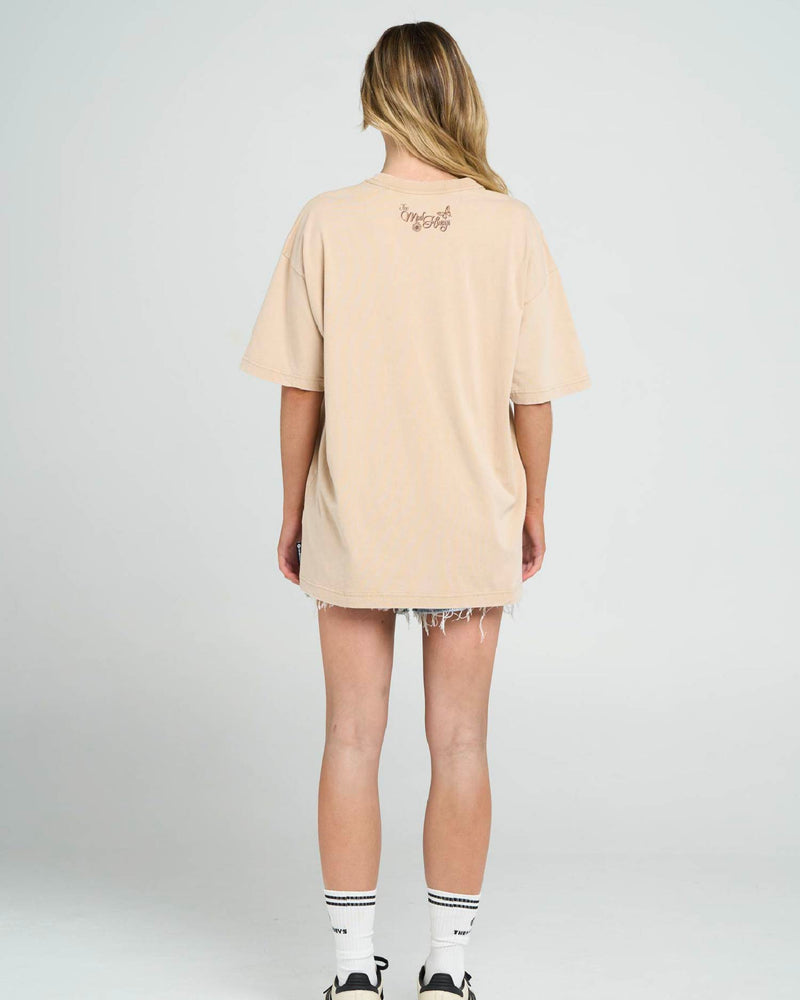 THE MAD HUEYS BUTTERFLY ANCHOR | WOMENS OVERSIZED TEE