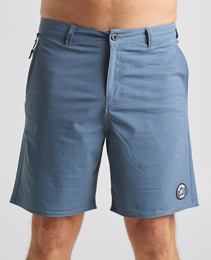 The Mad Hueys Fusion II Hybrid Short 18"