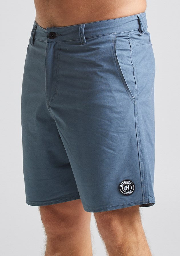 The Mad Hueys Fusion II Hybrid Short 18"