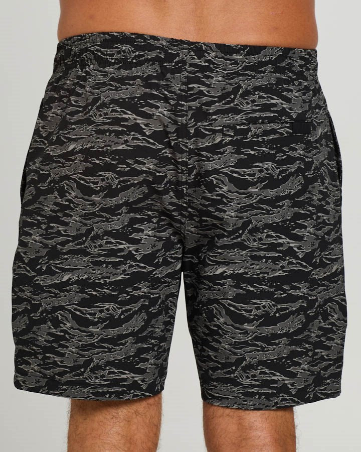 The Mad Hueys Piss Fit Performance Short 18"
