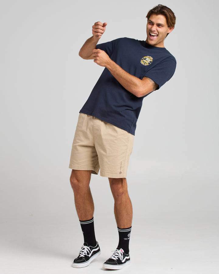 The Mad Hueys CAUGHT FK ALL | SS TEE