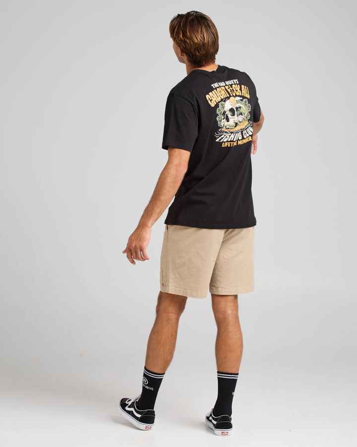 The Mad Hueys CAUGHT FK ALL | SS TEE