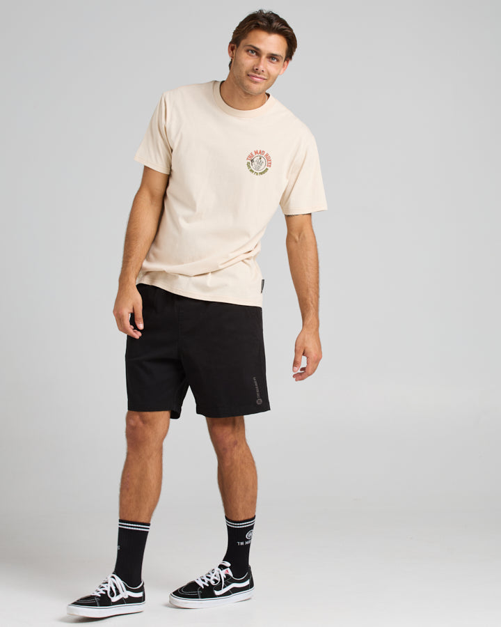 The Mad Hueys FK OFF IM FISHING | SS TEE