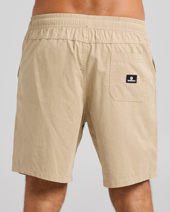 The Mad Hueys SKULL ANCHOR | 18" VOLLEY SHORT