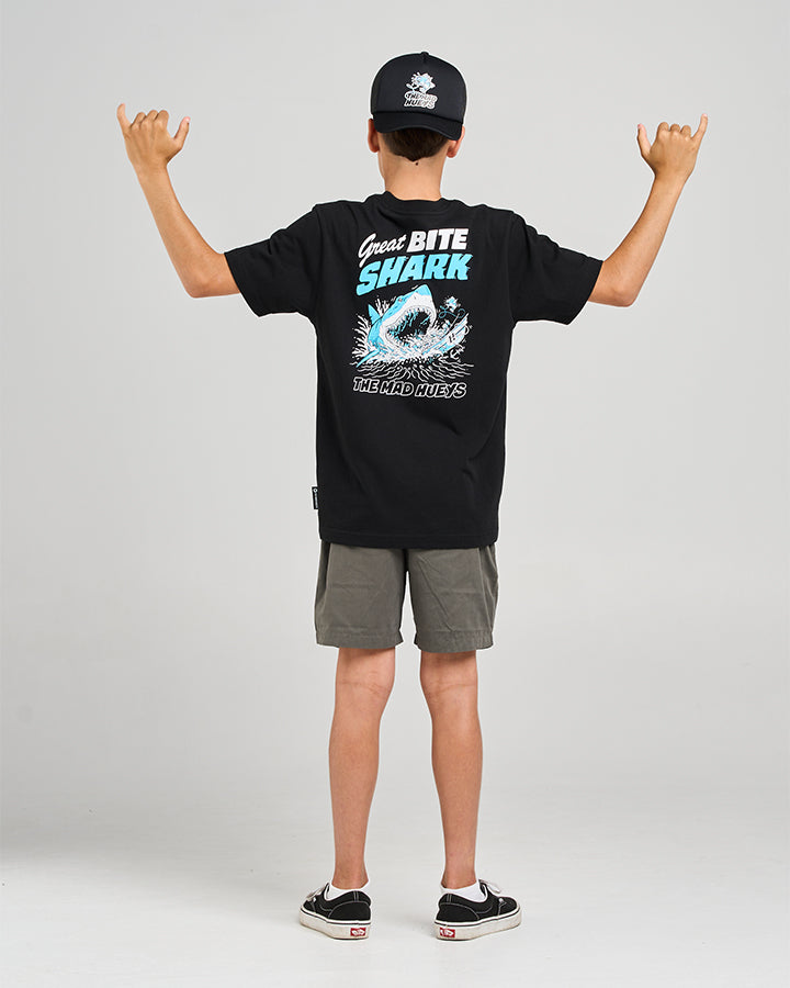 The Mad Hueys GREAT BITE SHARK | YOUTH SS TEE