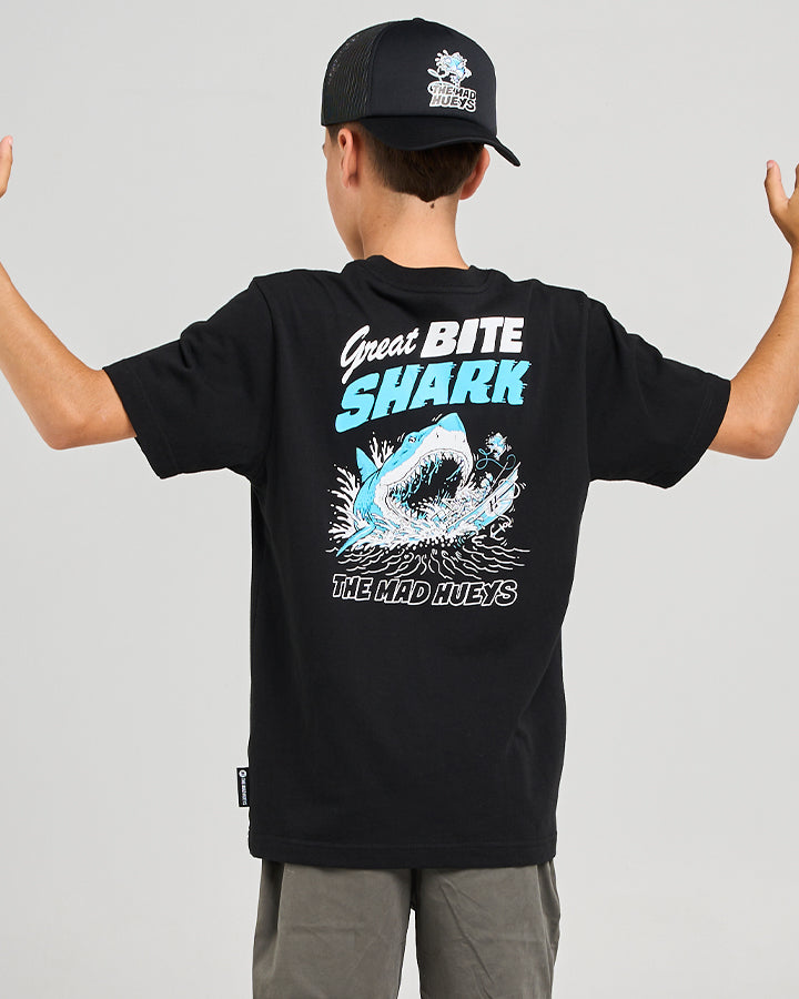 The Mad Hueys GREAT BITE SHARK | YOUTH SS TEE