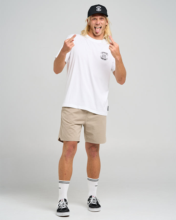 The Mad Hueys AHOY FKRS STORM | SS TEE