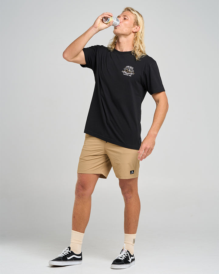 The Mad Hueys KRAKEN PORT HOLE | SS TEE