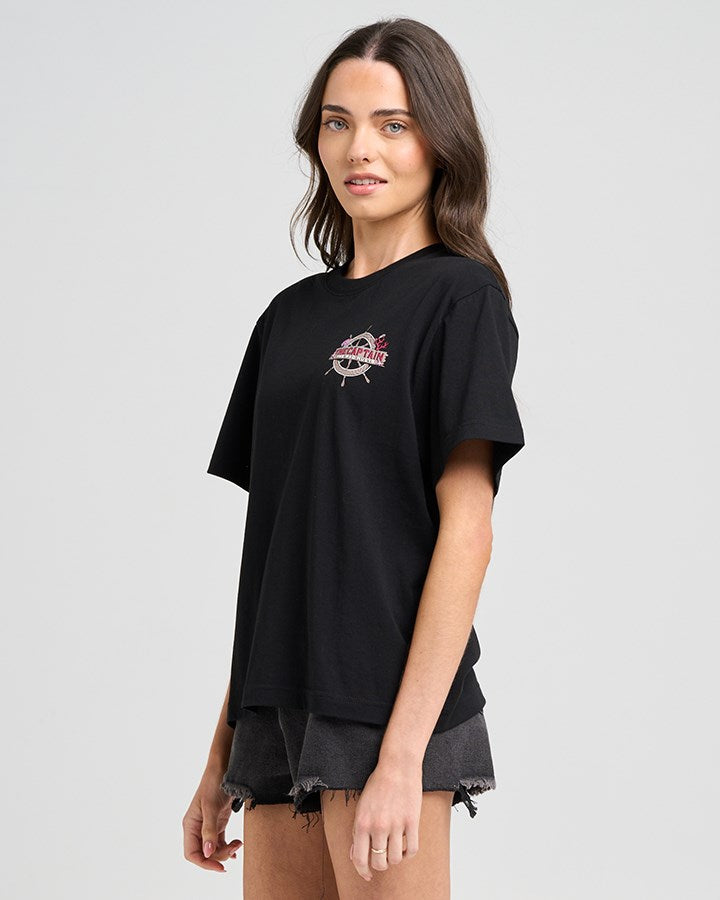 The Mad Hueys THE SEA CAPTAIN | WOMENS SS TEE