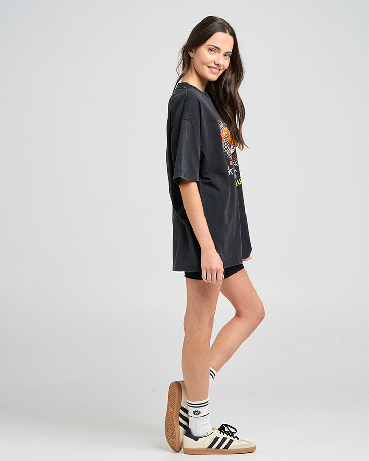 The Mad Hueys BORN TO RIDE | WOMENS OVERSIZED TEE