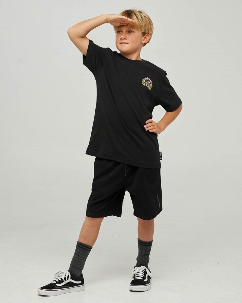 The Mad Hueys DRAGON CAPTAIN | YOUTH SS TEE
