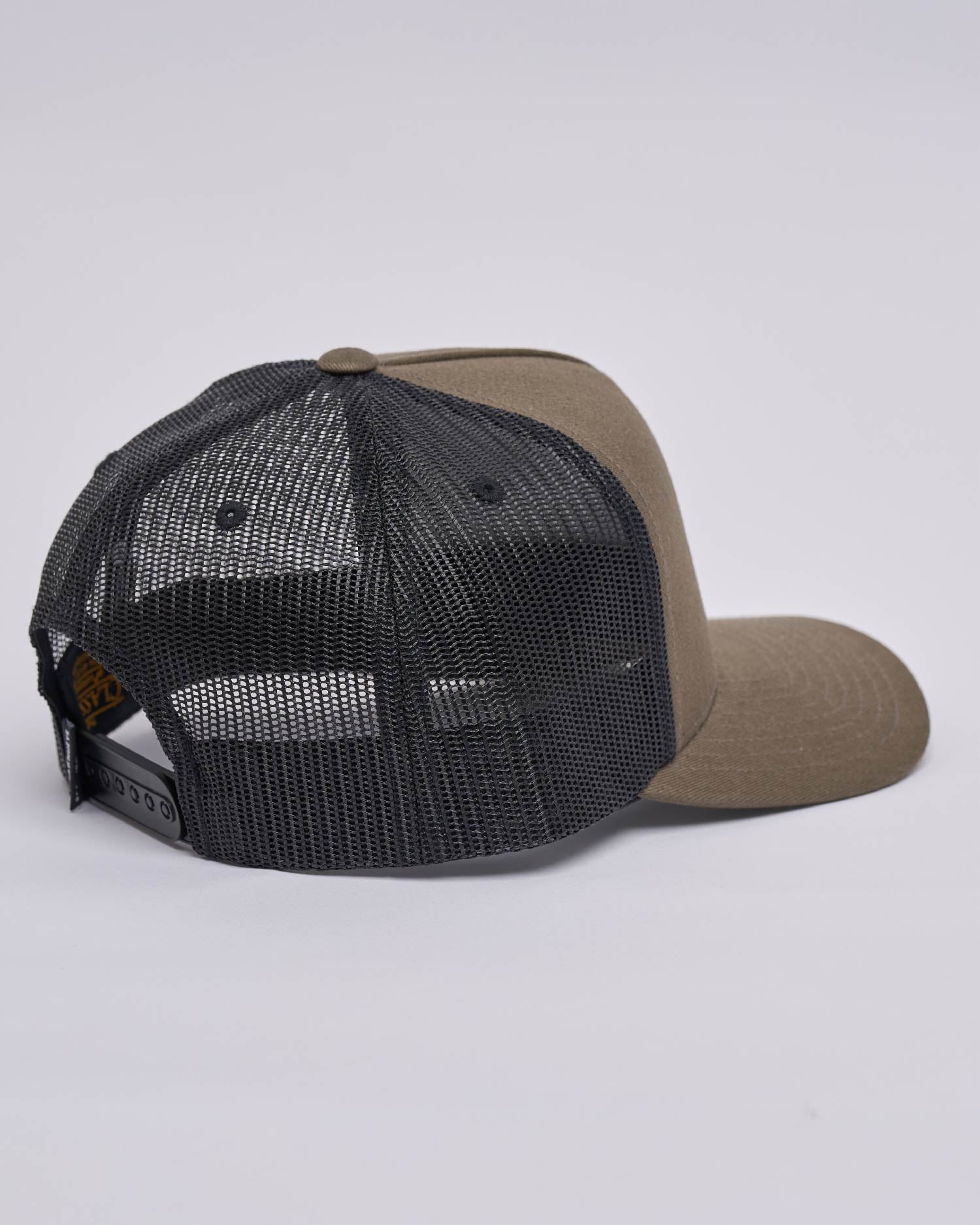 The Mad Hueys HUEYS LETTER | YOUTH TWILL TRUCKER