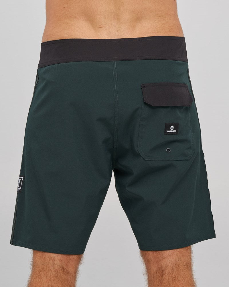 The Mad Hueys SEND IT | 18" BOARDSHORT