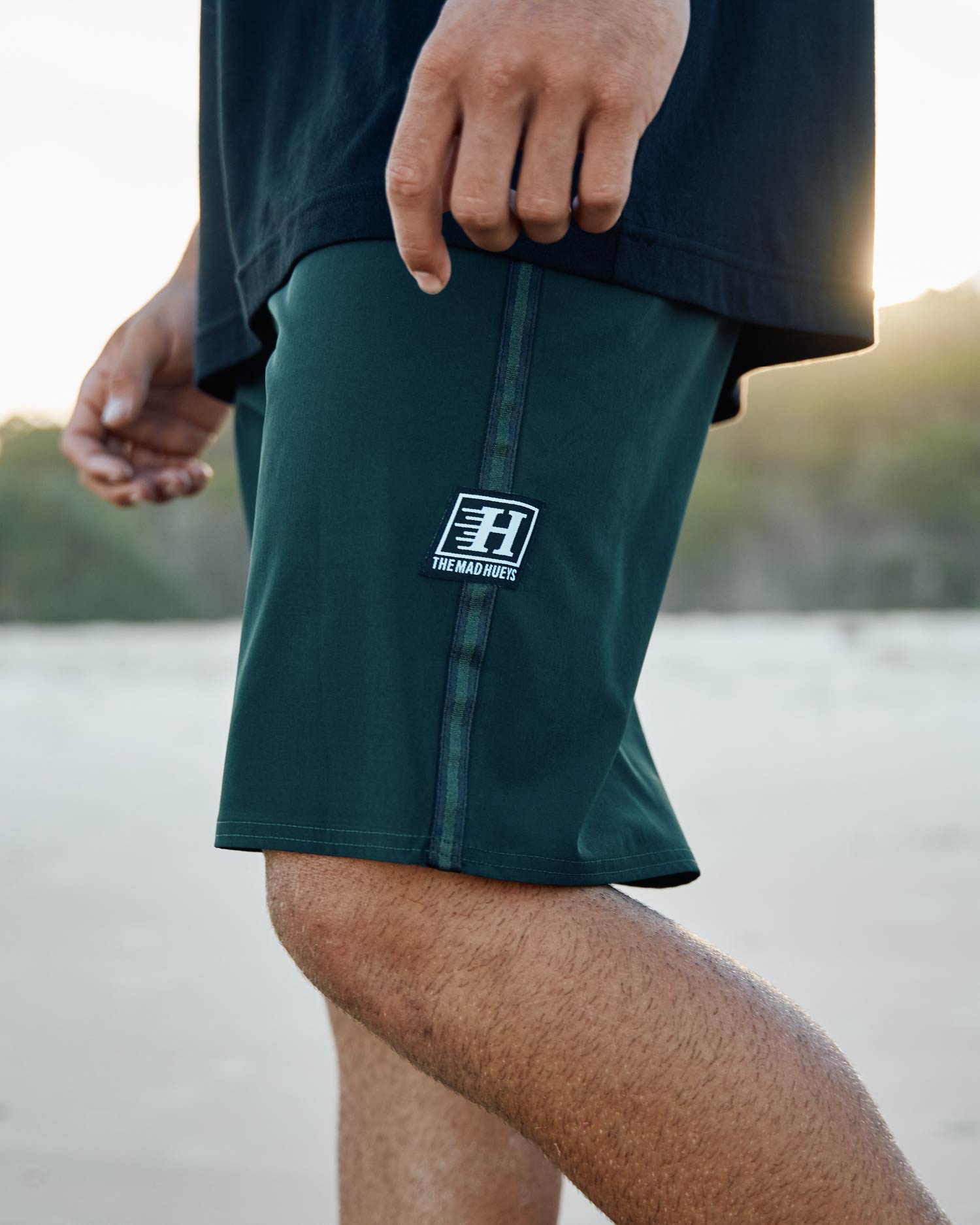The Mad Hueys SEND IT | 18" BOARDSHORT