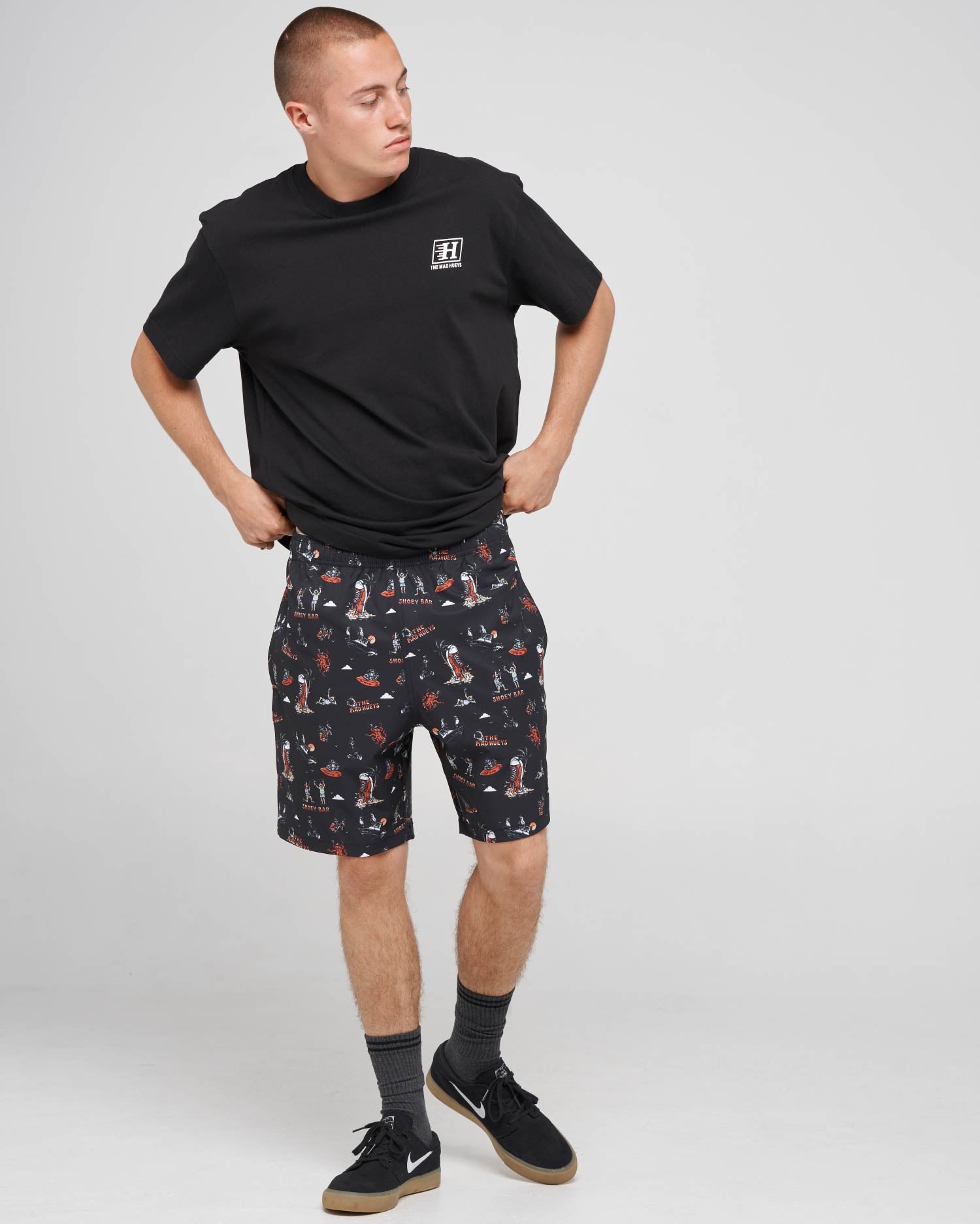 The Mad Hueys SHOEY BAR | 18" SWIM VOLLEY SHORT