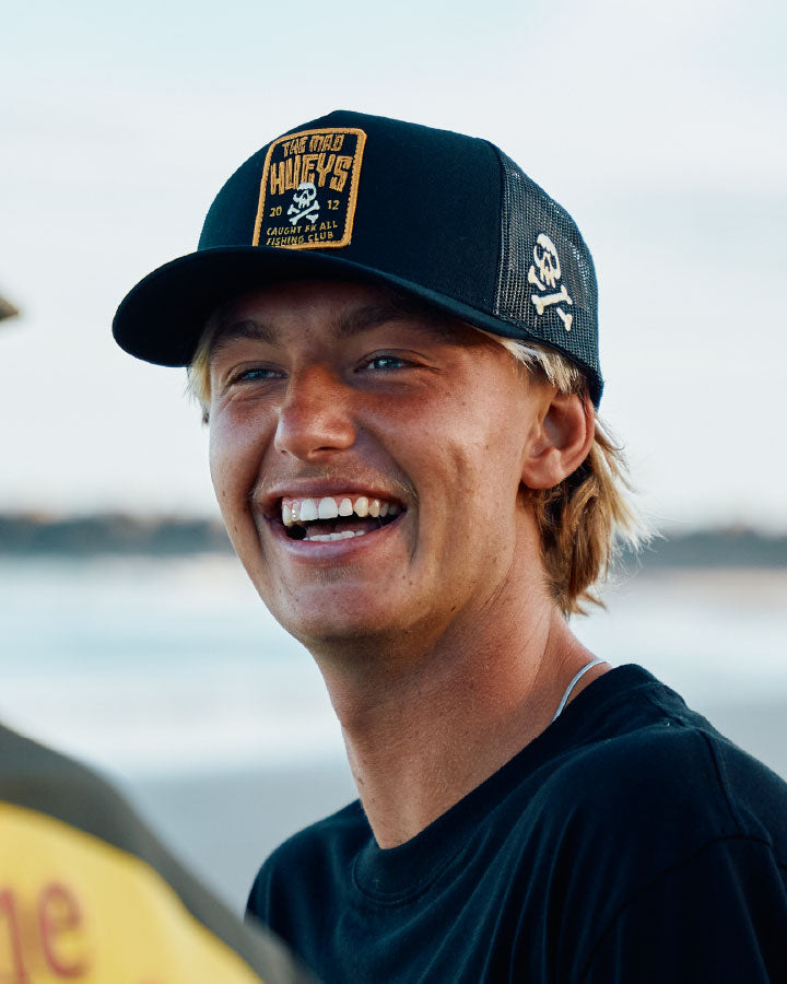 The Mad Hueys CAUGHT FK SKULL | TWILL TRUCKER