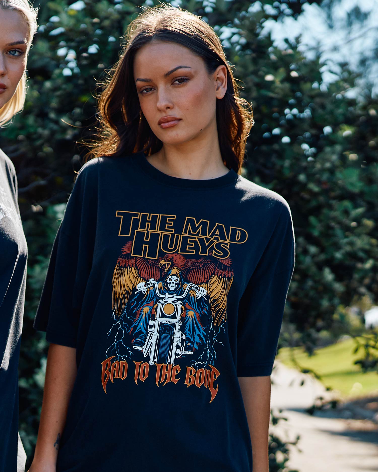 The Mad Hueys BAD TO THE BONE | WOMENS OVERSIZED TEE