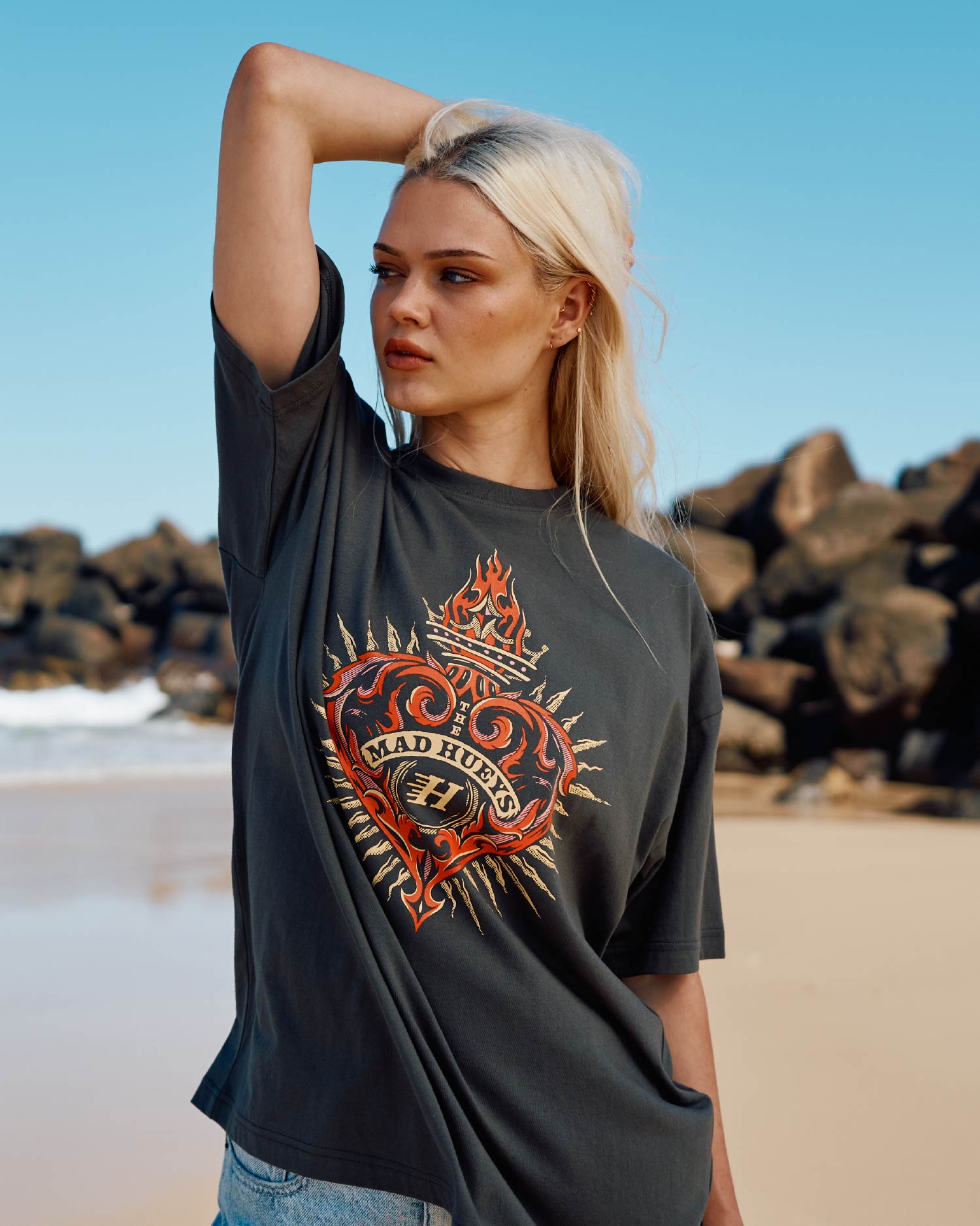 The Mad Hueys HUEYS HEART | WOMENS OVERSIZED TEE