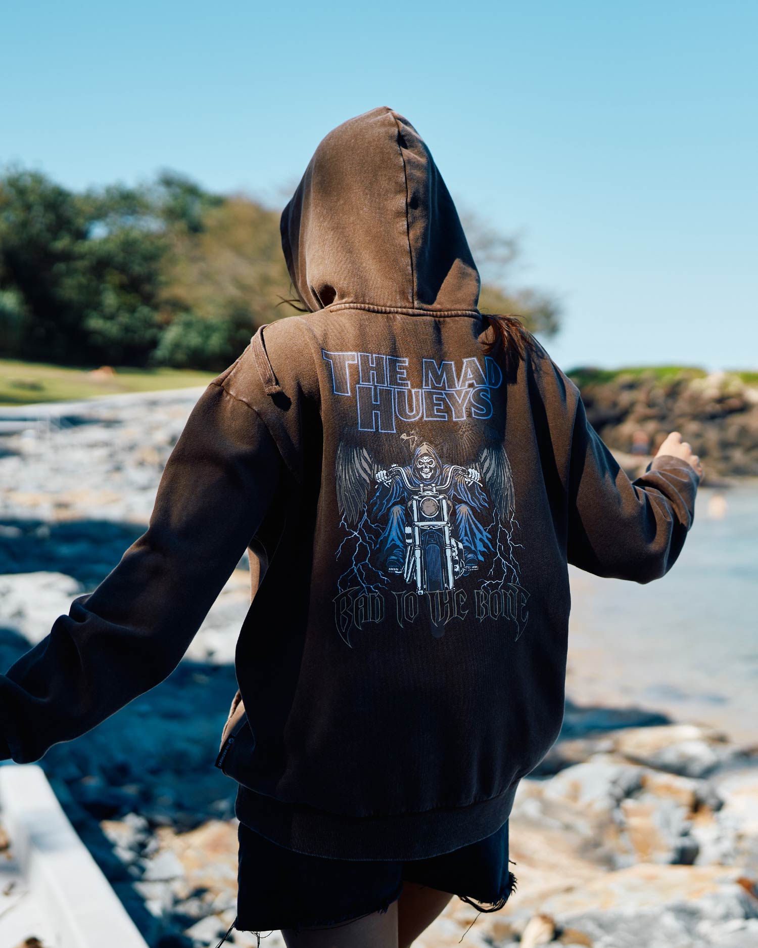 The Mad Hueys BAD TO THE BONE| WOMENS HOODED PULLOVER