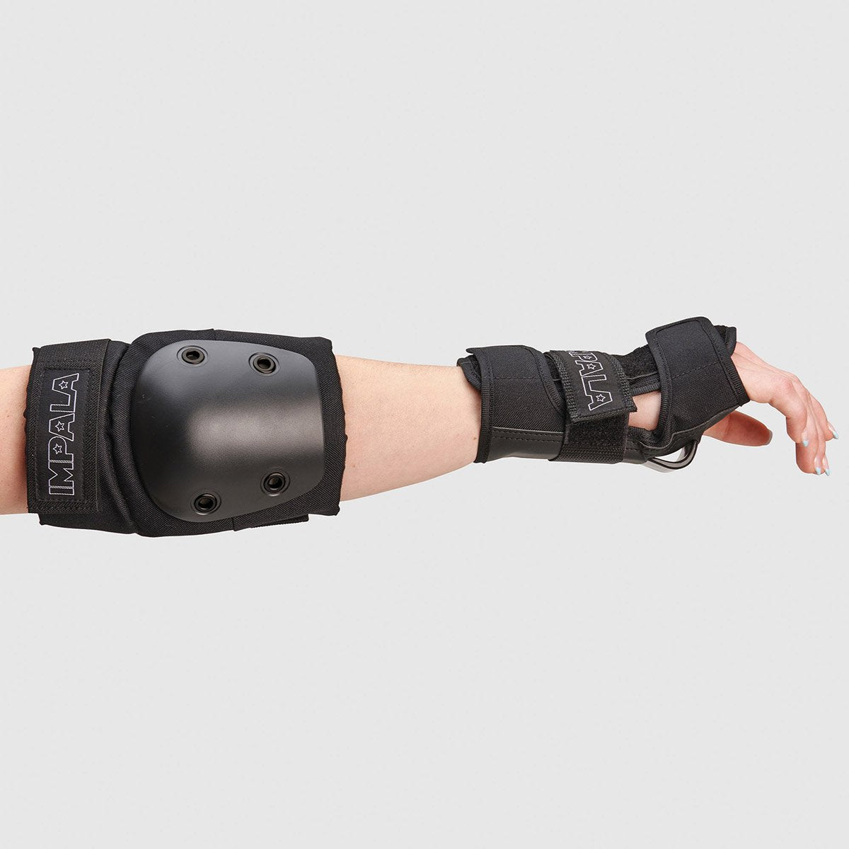 Impala Adult Protective Set Black