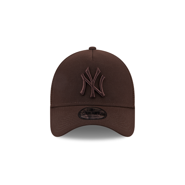 New Era New York Yankees Brown 9FORTY A-Frame Trucker
