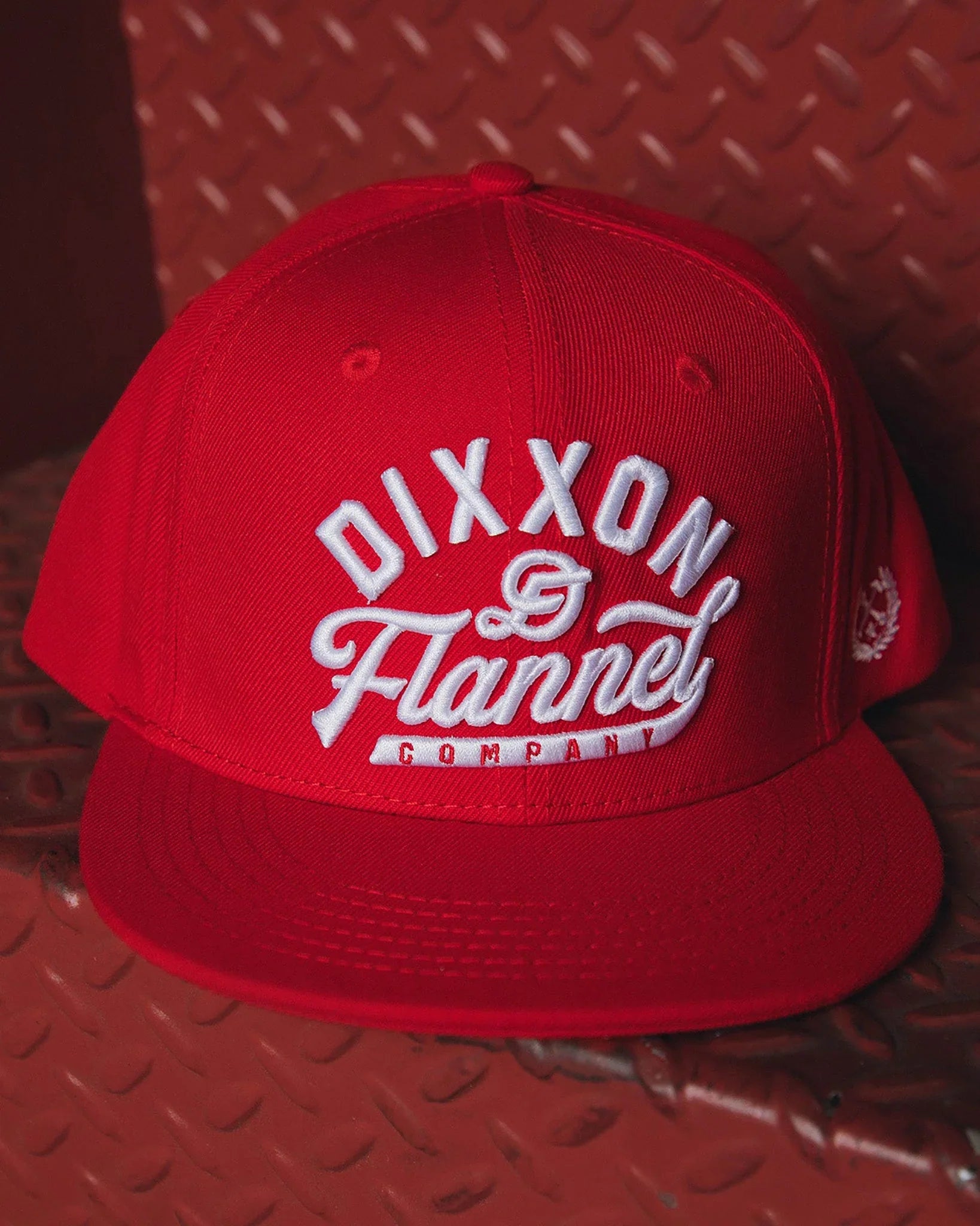 Dixxon Script Snapback - Red